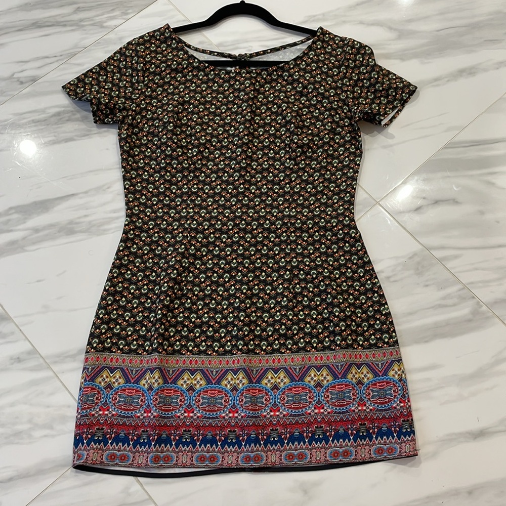 HOLLISTER Beautiful Multi Color Women’s Short Dress Size Medium New